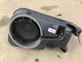 644.gm8d11 Equinox 2011 Speaker 297373