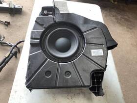 644.gm9224 Yukon 2024 Speaker 342947