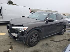 644.al1318 Alfa Romeo 18 Stelvio Speaker
