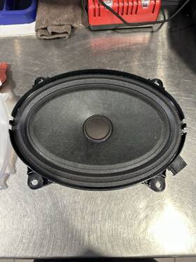 8957003001a Alfa Romeo 2017-2022 Giulia Rearaudio Stereo Speaker Oem