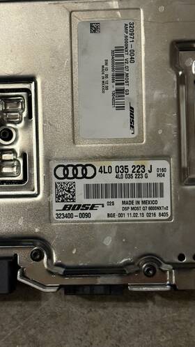 323400-0090 Audi Bose Q7