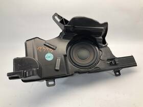 644.au1i18 Audi 18 19 20 21 22 23 24 S5 3.0 At Awd Rear Right Subwoofer Speaker B