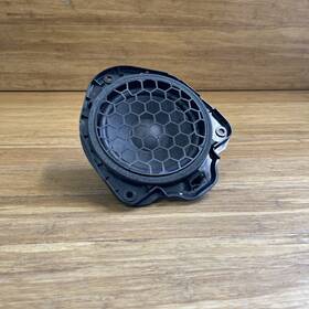 8v7035411a Audi Oem 2017-2019 A3 Rear Left Or Right Quarter Speaker 8v7035411a Audi Oem 2017-2019 A3 Rear Left Or Right Quarter Speaker