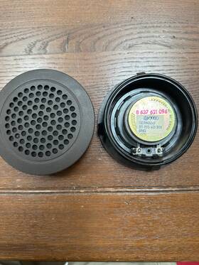 81103540190v Blaupunkt Front Speakers Vw Vanagon 3 Inch With Original Grille And Retention Ring