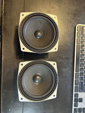 4910430243 Bmw 4910430243/01 Speakers From 2001 Z3 Roadster