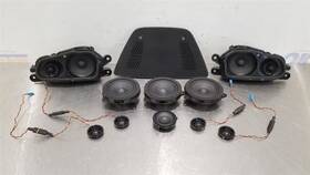 644.bm1622 Bmw 22 X6 F86 M50i Miscellaneous Speaker Lot