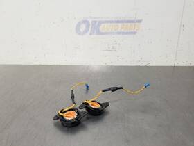 644.bm1m06 Bmw 06 2006 760li A Pillar Speaker Set