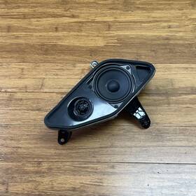 65132622519 Bmw 2019-2025 X5 G05 Rear Left Quarter Panel Radio Speakers With Bracket Oem