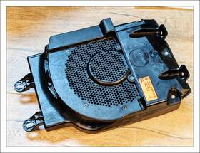 9143138 Bmw 2007 750i Right Central Bass Hifi System Speaker Subwoofer
