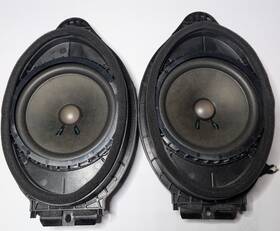 23182634 Bose 2017-2019 Cadillac Xt5 Front Door Speakers Oem