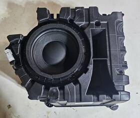 86783130 Bose Rear Audio Sound Subwoofer Speaker Oem Gmc Hummer Ev 2024-2025
