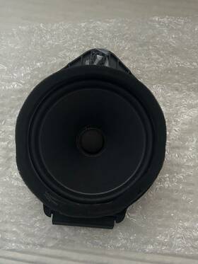 39137996 Chevrolet 2016 2017 2018 2019 Chevy Cruze Front Door Radio Speaker - Gm