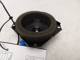 644.gm1d10 Chevrolet 2010 Traverse Rear Left Bose Quarter Panel Spaker