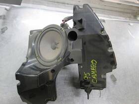 644.gm1m95 Chevrolet 1995 Camaro Bose Speaker With Housing 354881