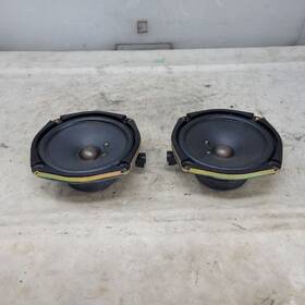 644.gm1y00 Chevrolet Corvette 2000 Speaker 29480