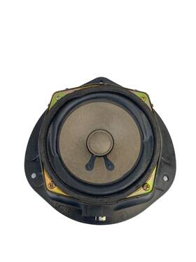 96437627 Chevrolet 2004-2011 Aveo Front Right Passenger Side Door Audio Speaker