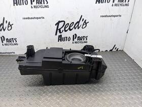 644.gm8d15 Chevrolet Truck 2015-2020 Suburban Bose Rear Subwoofer Bass Speaker Box Assemb 1183439