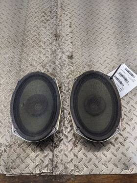 644.ch1f19 Chrysler 2017 - 2025 Pacifica Front Pair Door Audio Speaker Oem 1181677