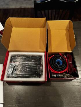 Zr8004d21120625 Ds18 Brand New Zr800.4d Full Range Amp 3600w 4ch / With Included Ampkit4 4ga