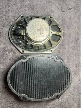 04m0126a Ford 1999-2007 Front Door 6x8 Oem Superduty Truck Speakers Speaker Pair Of 2 04m0126a Ford 1999-2007 Front Door 6x8 Oem Superduty Truck Speakers Speaker Pair Of 2