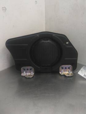 644.fd1f18 Ford Mustang 2018 Speaker 1057367