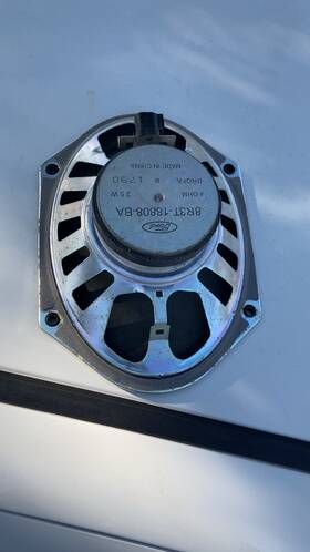 805.fd1f10 Ford 2010 Focus Speaker Right Passenger Side Front 2008 2009 2011 805.fd1f10 Ford 2010 Focus Speaker Right Passenger Side Front 2008 2009 2011