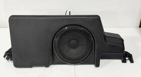 9c3t.18c804.ab3gax Ford R4j9l 2011-ft16 F350 F250 Rear Speaker With Amp Input