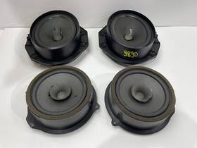 Bb5t-18808-dc Ford Fits 2011 - 2015 Explorer Front And Rear Door Speakers Set Of 4