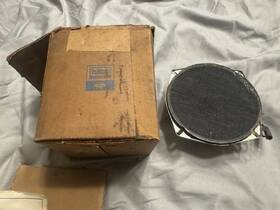 Ford C7sz-18875-a3 Nos C7sz-18875-a C7sa-18971-b Rear Speaker 1967-1970 Thunderbird Read