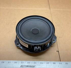 Ej7z Ford 18808-lb Panasonic Speaker Assembly Rear Passenger