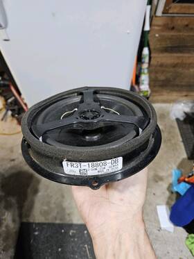 Fr3t18808db Ford Factory Rear Speakers For 2015 Mustang Premium Contertible