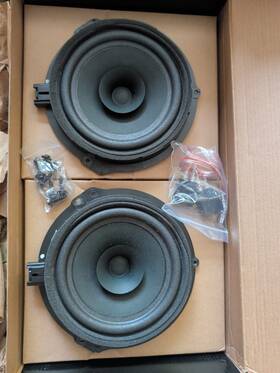 Kb3t-18808-ja Ford 2020 Ranger Super Cab Rear Speaker Pair Oem. Used