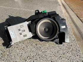 M2dz-18b849 Ford Bronco B&o Subwoofer And Amp