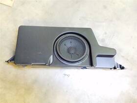644.fd8n08 Ford Truck Rear Subwoofer And Housing With Module Fits 08 09 10 F250 F350 F450 F550