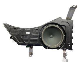 Jl1t19a067 Ford Trucks 2018 - 2023 Expedition Oem Rear Left Subwoofer Speaker And Housing