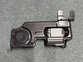 Vml3z-18808-a Ford Genuine Amp And Sub-woofer Kit - Kicker Audio Upgrade