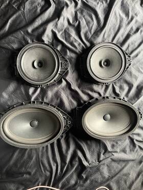 8101 Gm 2019-2023 Chevy Silverado 1500 Oem Speaker Set