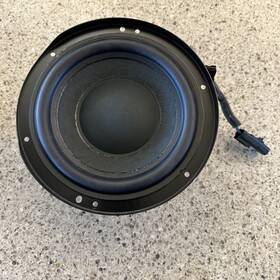 800642-0040 Gm Trucks 2020-2023 Gmc Yukon Rear Audio System Subwoofer Speaker Bose Oem