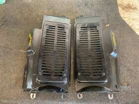644.gm9585 Gmc Truck 1985 C15 Cab Corner Speaker Covers Oem Set