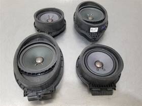 644.gm9a20 Gmc Truck 20 2020 Acadia Bose Door Speaker Set