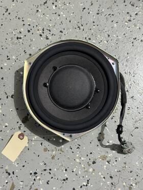 Eas20pl339c Honda Eas20pl339 Fits 2019 - 2022 Pilot Rear Subwoofer Speaker Oem