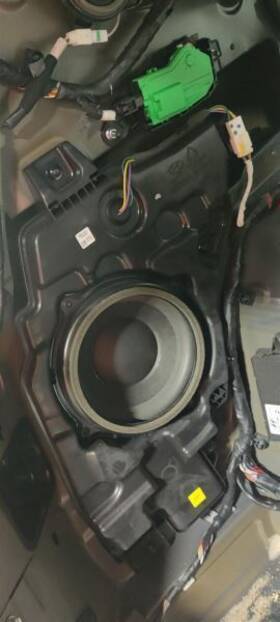 644.hy1420 Hyundai Santa Fe 2020 Speaker 3445146