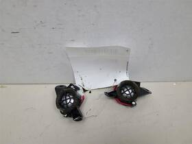644.hy1v16 Hyundai Pair Front Door Tweeters Fits 2016 Equus 567965