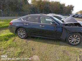 645.in1q15 Infiniti Q70 2015 Antenna 8190302