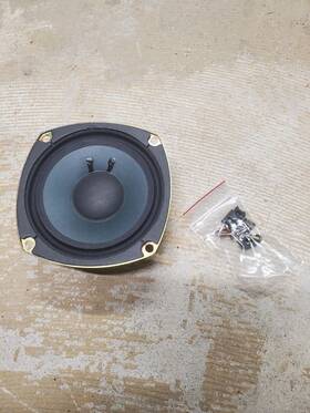 2-91001-404-8 Isuzu Oem Speaker Front Tf