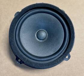 93330-p1000 Kia 2023-24 Sportage Door Speaker Oem