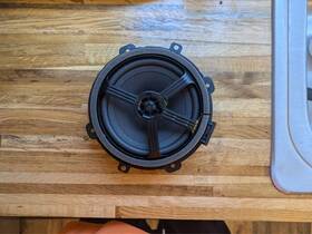 96330-2k951 Kia 2012-2019 Soul Rear Left Lh Or Right Rh Speaker Assembly Oem 96330-2k951 Kia 2012-2019 Soul Rear Left Lh Or Right Rh Speaker Assembly Oem