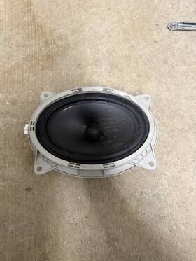 644.le1d13 Lexus 2011-2013 Ct200h Front Left Or Right Door Speaker Oem