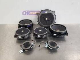 644.le1s22 Lexus 22 2022 Rc300 F Sport Front Door Speaker Set With Package Tray