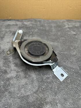 86150-0e190 Lexus Front Dr Speaker -